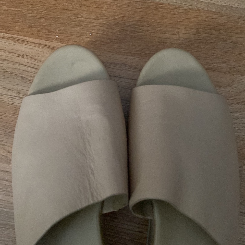 Vince. James-B Cappuccino Leather Cork Platform Sandals - Picture 5 of 9